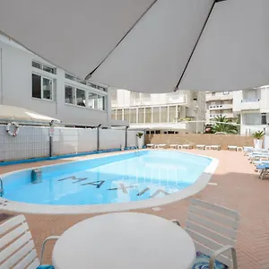 Hotel Arena Con Piscina Hotel